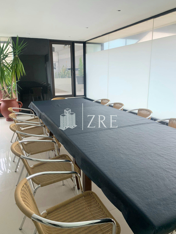 Apartamento ID.1360 - En venta apartamento de 2 mas dep. en Península, Punta del Este