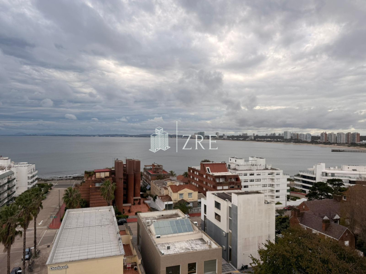 Apartamento ID.1370 - Apartamento en peninsula con vistas hacia la bahia Punta del este