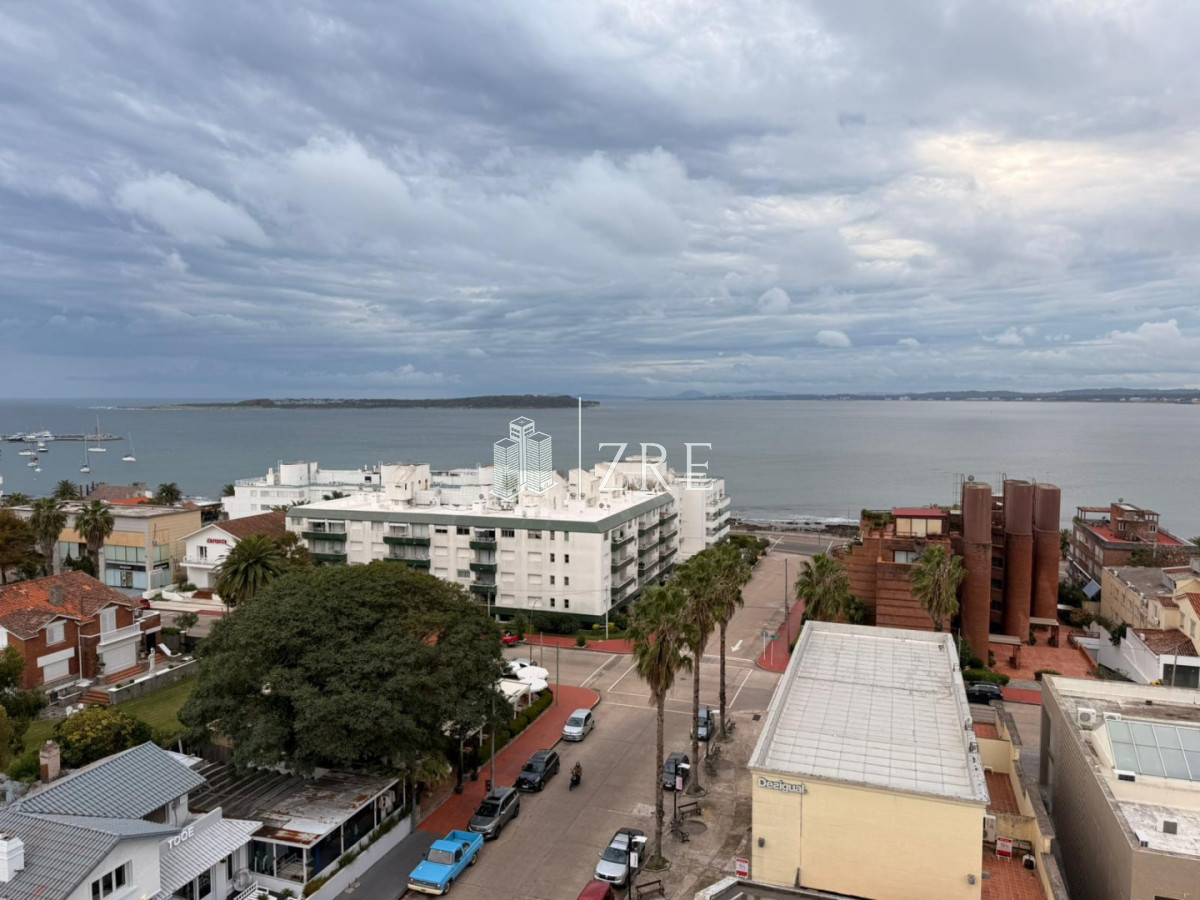 Apartamento ID.1370 - Apartamento en peninsula con vistas hacia la bahia Punta del este