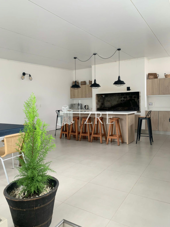 Apartamento ID.1360 - En venta apartamento de 2 mas dep. en Península, Punta del Este