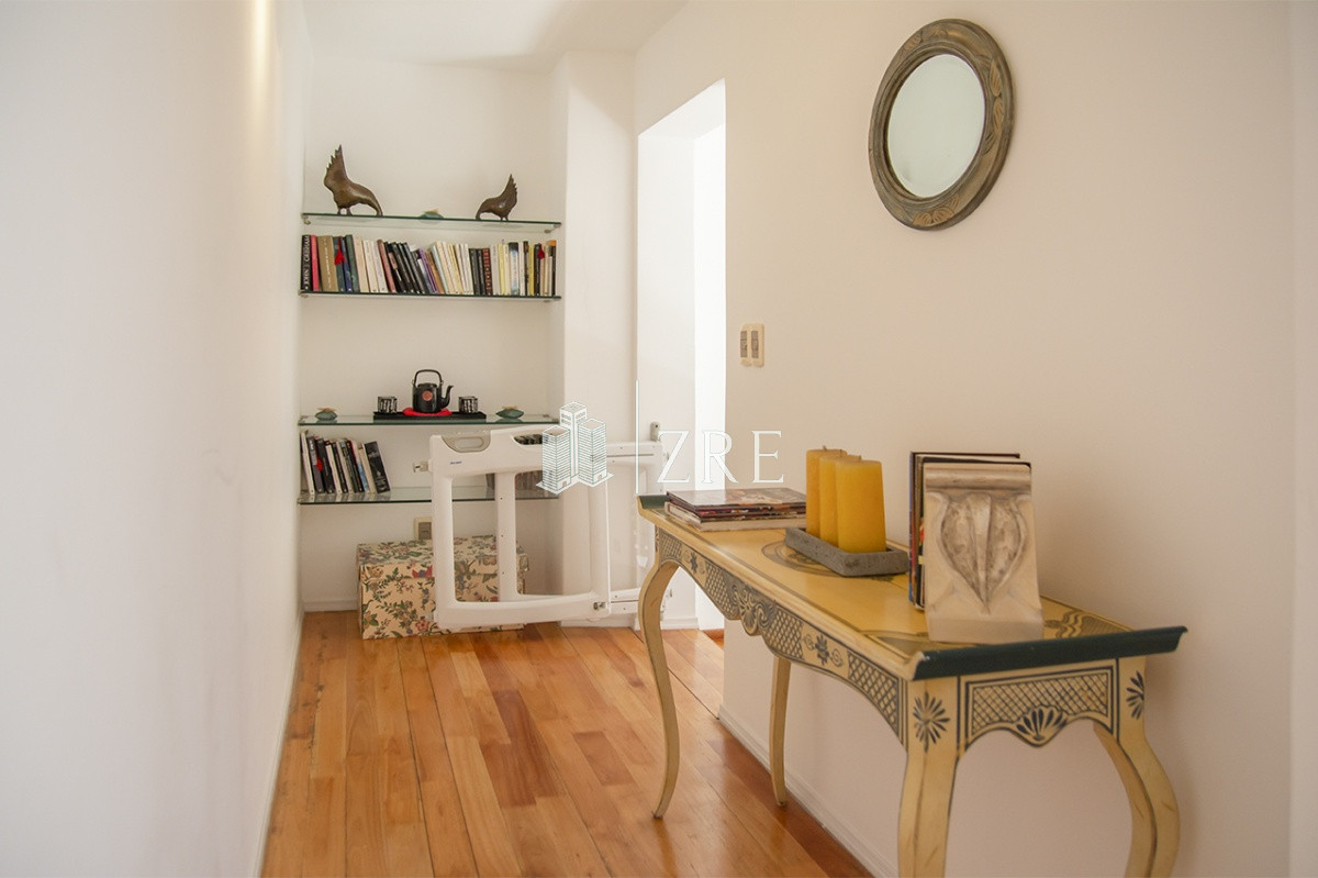 Apartamento ID.1213 - Espectacular Penthouse en venta a pasos del mar. 3 dormitorios + dependencia. Playa Brava.