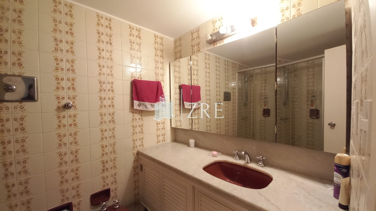 Apartamento ID.1338 - Departamento de 3 dormitorios + dependencia en venta, Playa Mansa. Torre Jefferson,.