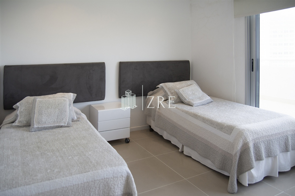 Apartamento ID.1211 - Departamento en piso alto, Quartier del Mar, en venta.