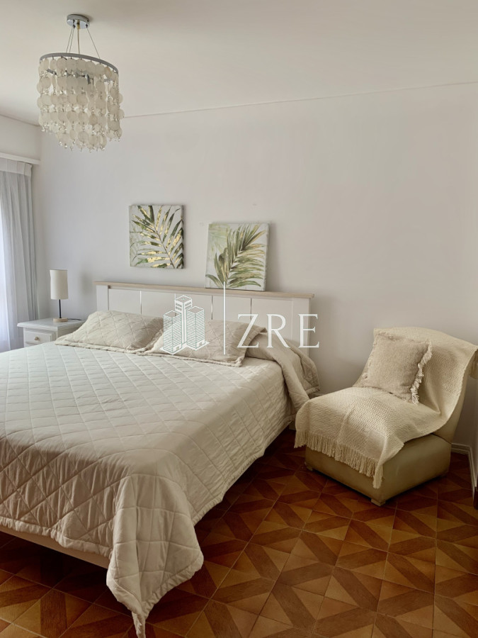 Apartamento ID.1360 - En venta apartamento de 2 mas dep. en Península, Punta del Este