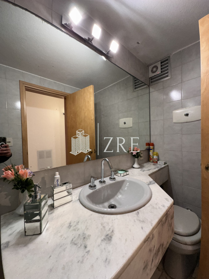 Apartamento ID.1269 - Vende apartamento de 3 dormitorios en Playa Brava, Punta del Este