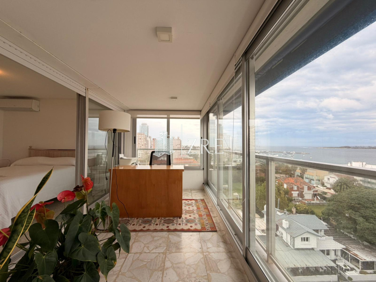 Apartamento ID.1370 - Apartamento en peninsula con vistas hacia la bahia Punta del este