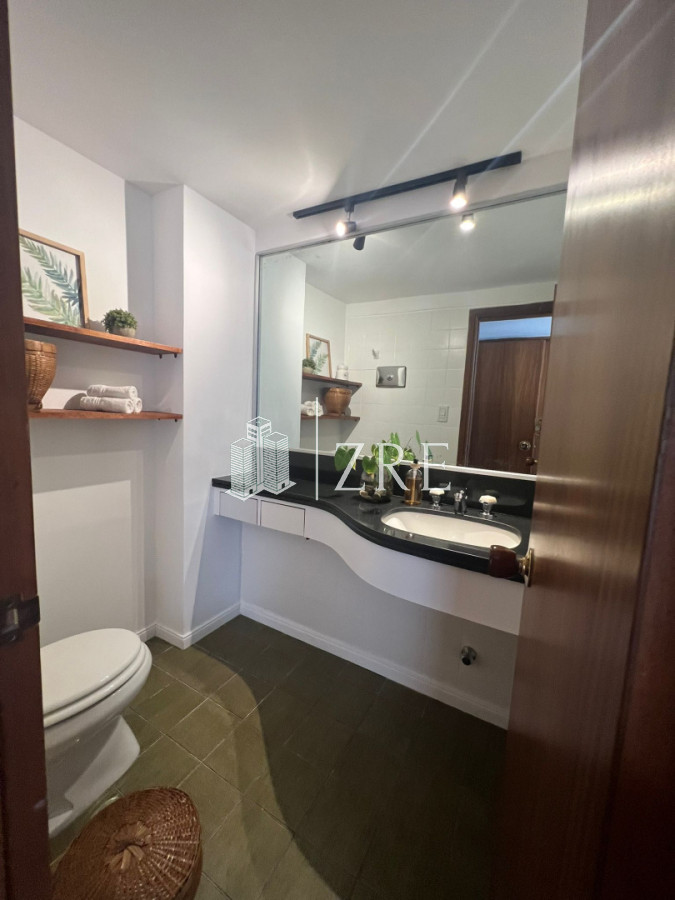 Apartamento ID.1360 - En venta apartamento de 2 mas dep. en Península, Punta del Este