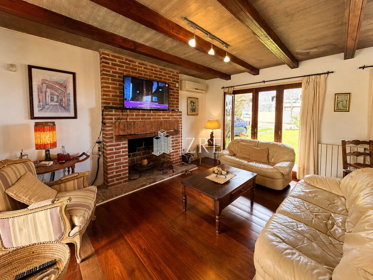 Casa ID.1436 - Vende hermosa casa en san rafael , cerca del mar, Punta del Este