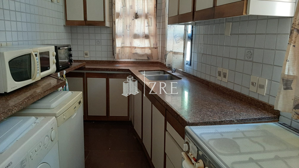 Casa ID.1441 - Casa de 4 dormitorios en venta en Playa Mansa, Punta del Este