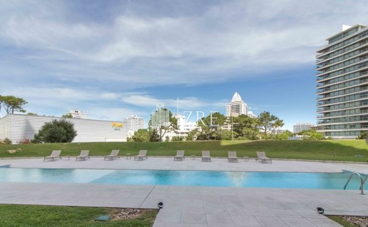 Apartamento ID.1426 - Venta Departamento con linda vista a pasos de Playa Brava