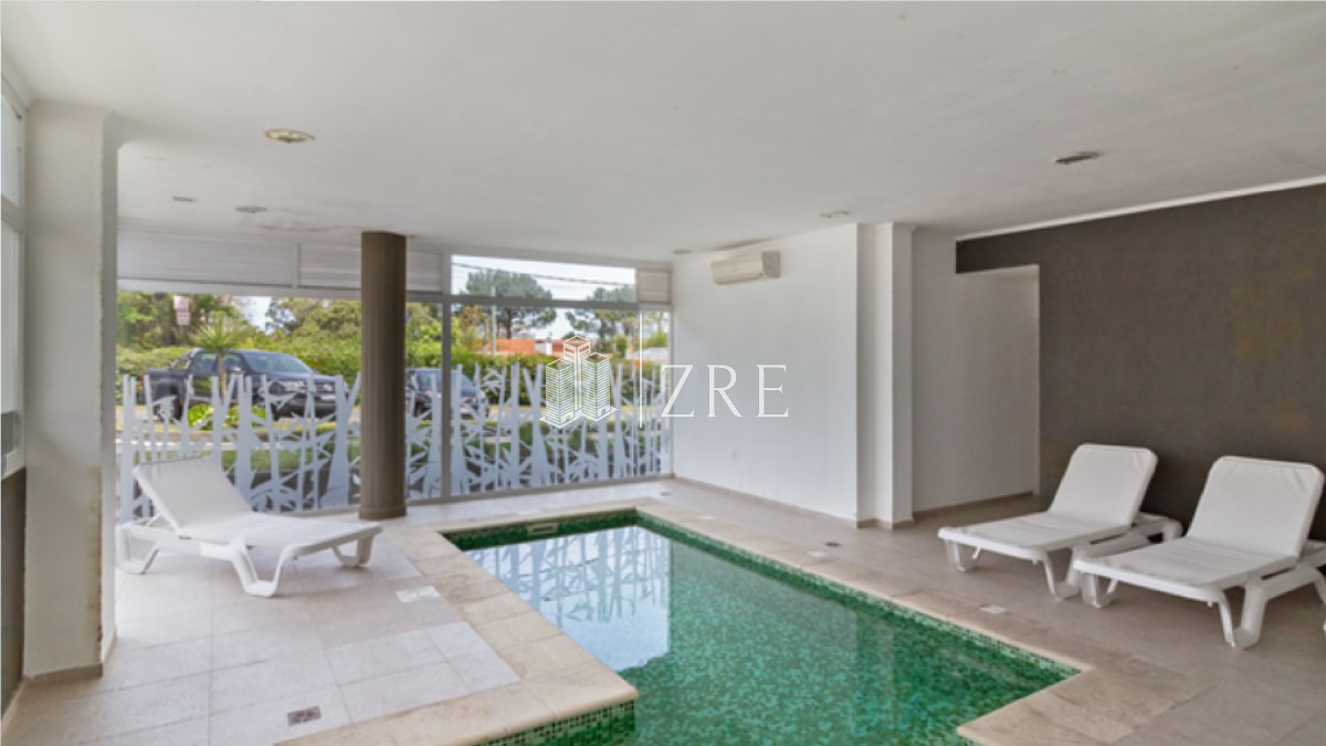 Apartamento ID.1295 - Vende apartamento en playa mansa de 1 dormitorio con parrillero, Punta del Este 