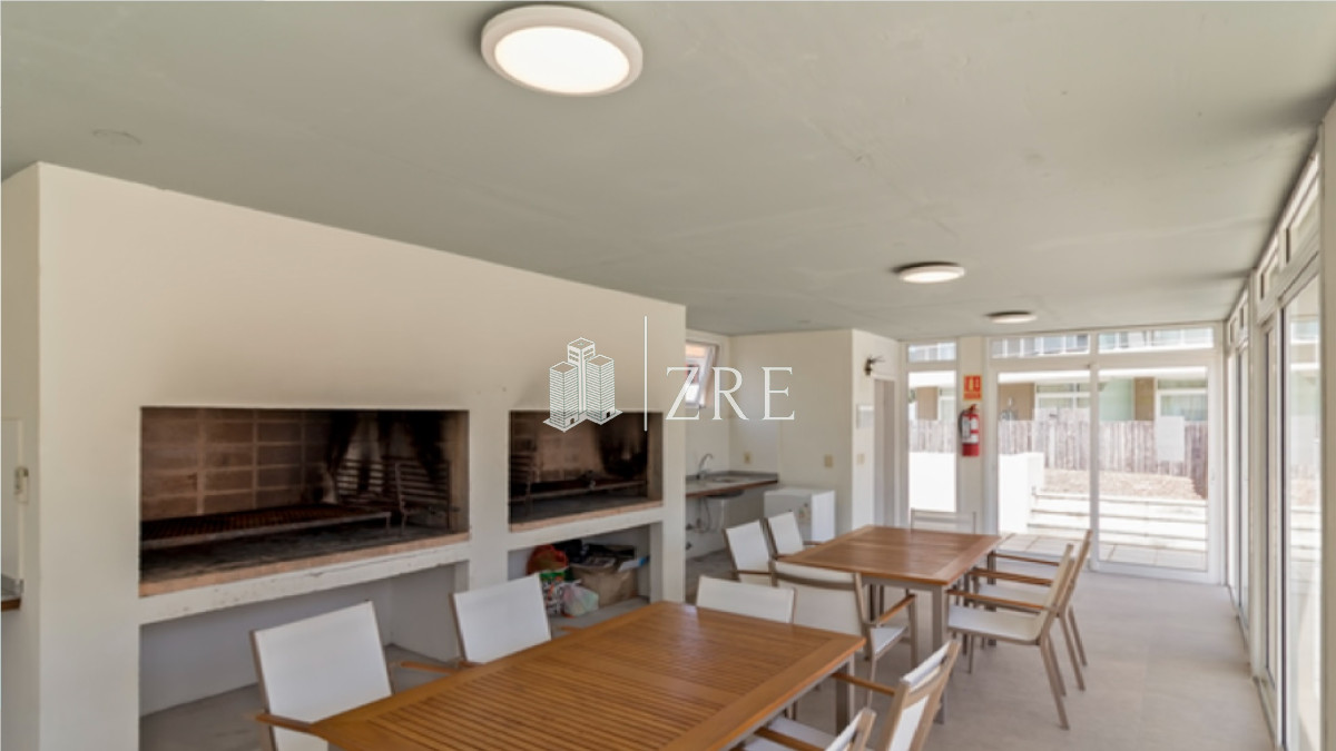 Apartamento ID.1295 - Vende apartamento en playa mansa de 1 dormitorio con parrillero, Punta del Este 