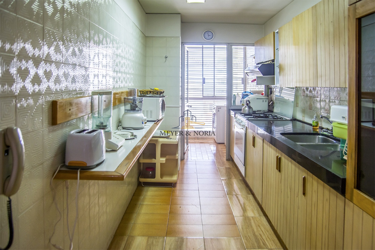 Apartamento ID.180 - APARTAMENTO EN VENTA CON VISTA BRAVA, EXCELENTE CONSTRUCCION