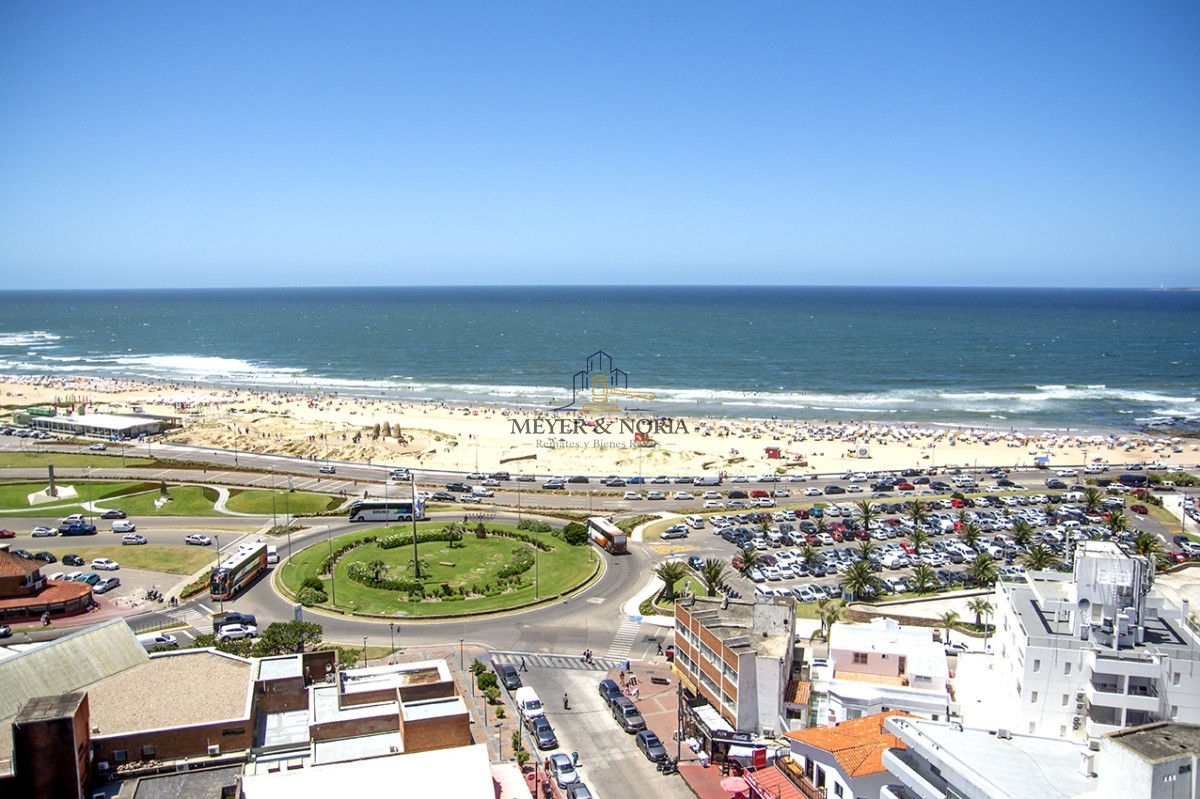 Apartamento ID.180 - APARTAMENTO EN VENTA CON VISTA BRAVA, EXCELENTE CONSTRUCCION