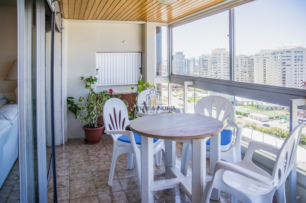 Apartamento ID.180 - APARTAMENTO EN VENTA CON VISTA BRAVA, EXCELENTE CONSTRUCCION