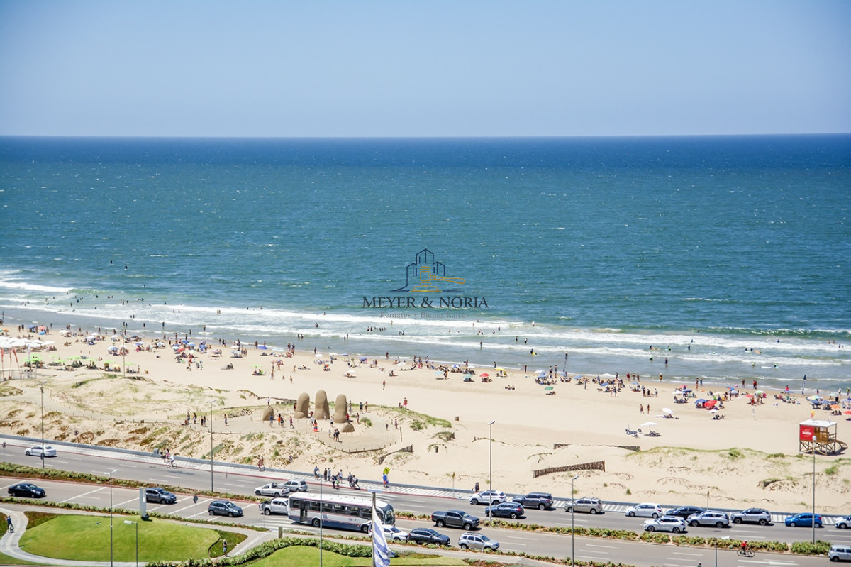 Apartamento ID.180 - APARTAMENTO EN VENTA CON VISTA BRAVA, EXCELENTE CONSTRUCCION