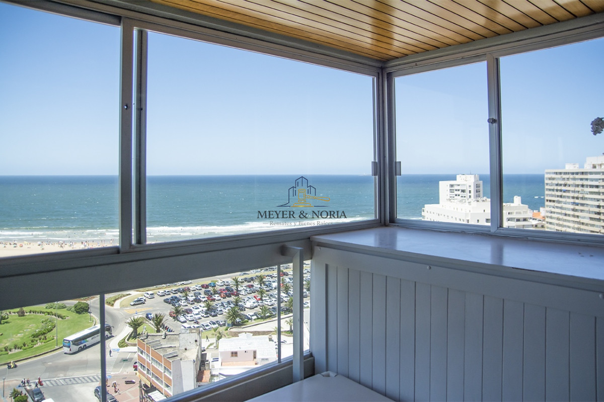 Apartamento ID.180 - APARTAMENTO EN VENTA CON VISTA BRAVA, EXCELENTE CONSTRUCCION