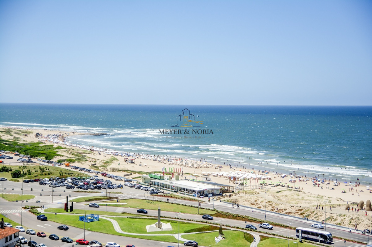 Apartamento ID.180 - APARTAMENTO EN VENTA CON VISTA BRAVA, EXCELENTE CONSTRUCCION