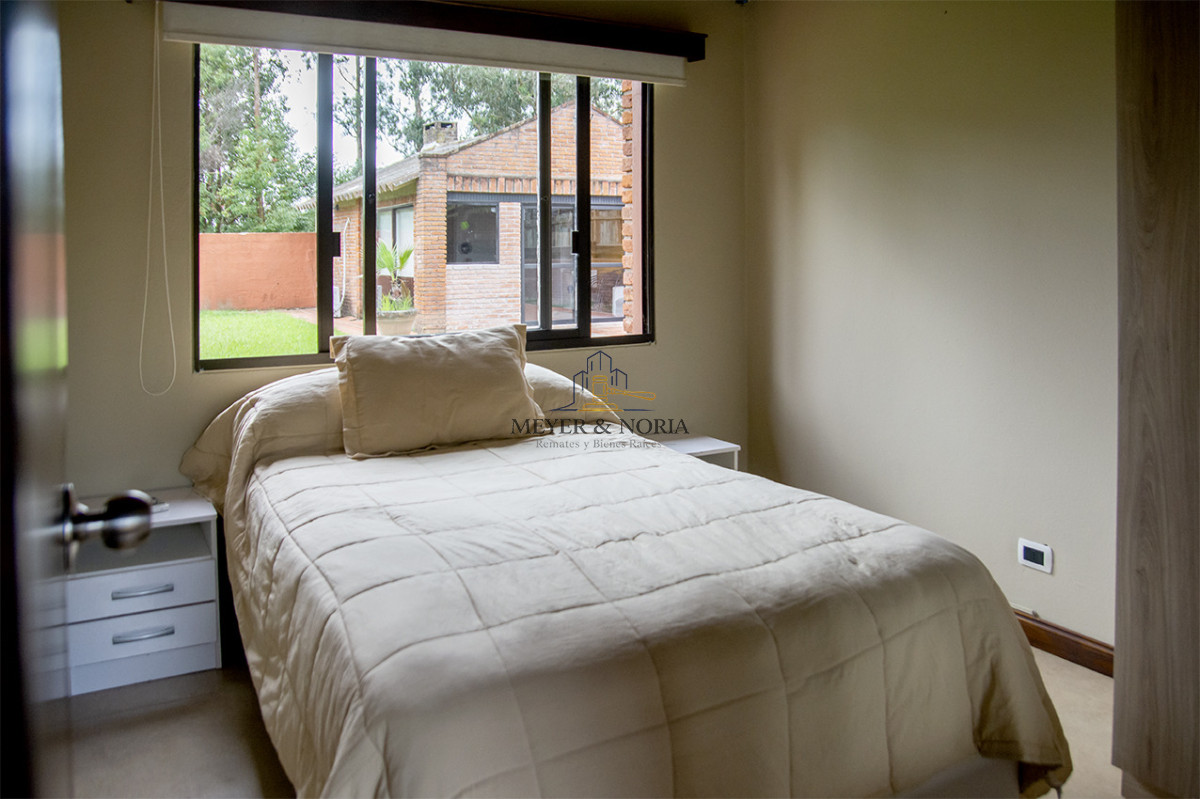 Casa ID.153 - En venta casa de 3 Dormitorios en Jardines de Córdoba con Barbacoa 