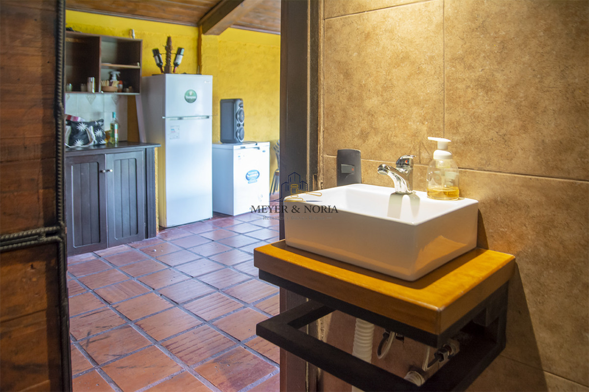 Casa ID.153 - En venta casa de 3 Dormitorios en Jardines de Córdoba con Barbacoa 