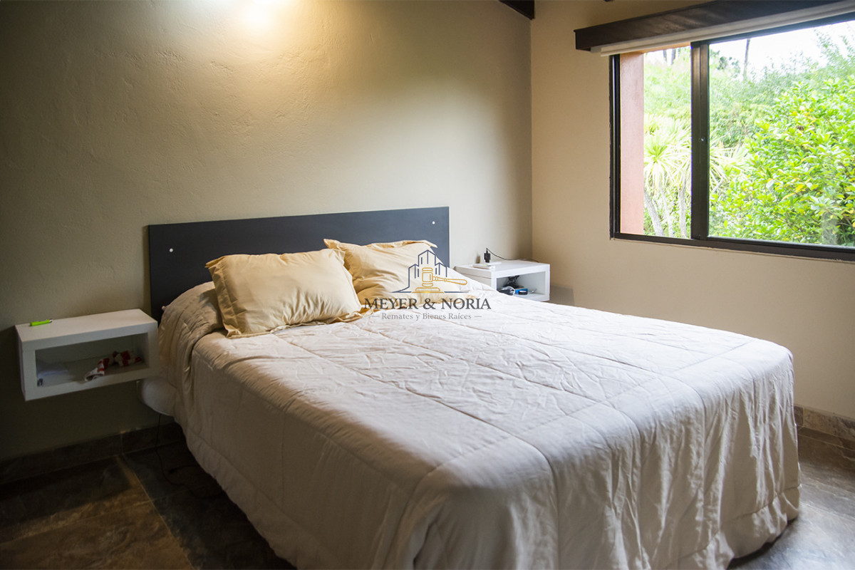 Casa ID.153 - En venta casa de 3 Dormitorios en Jardines de Córdoba con Barbacoa 