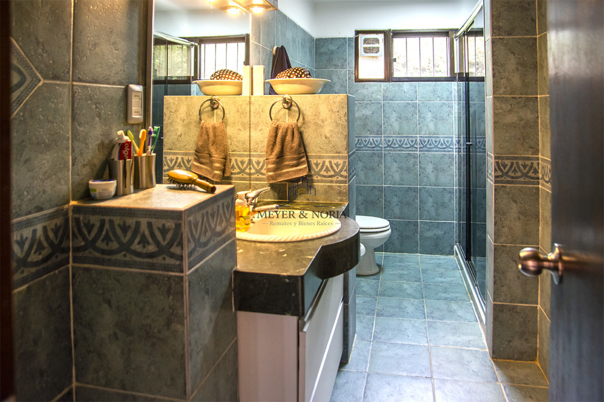 Casa ID.153 - En venta casa de 3 Dormitorios en Jardines de Córdoba con Barbacoa 