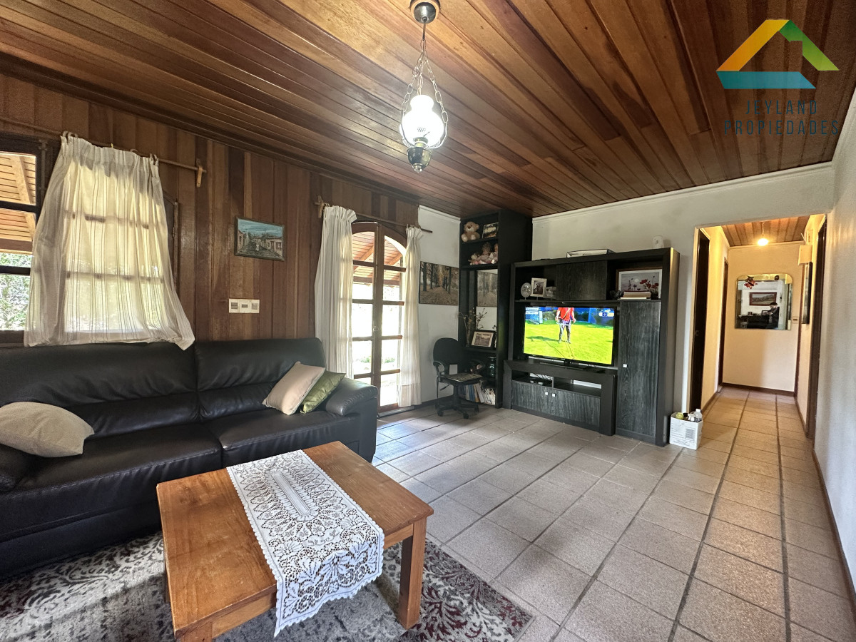 Casa ID.437 - Su oportunidad de comprar una casa en Pinares, Punta del Este