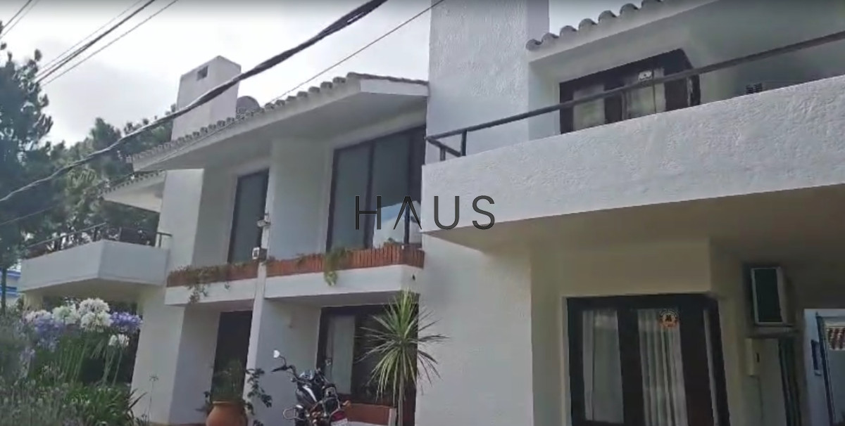 Casa ID.797 - 2 chalet apareados en venta proximo al mar, Playa Brava