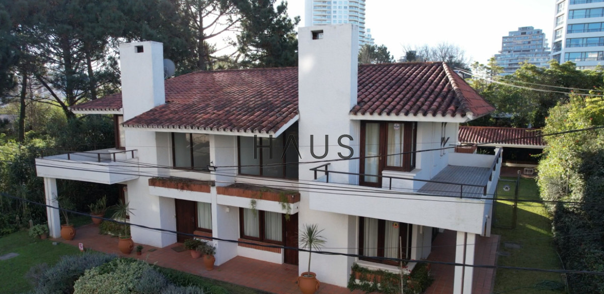 Casa ID.797 - 2 chalet apareados en venta proximo al mar, Playa Brava