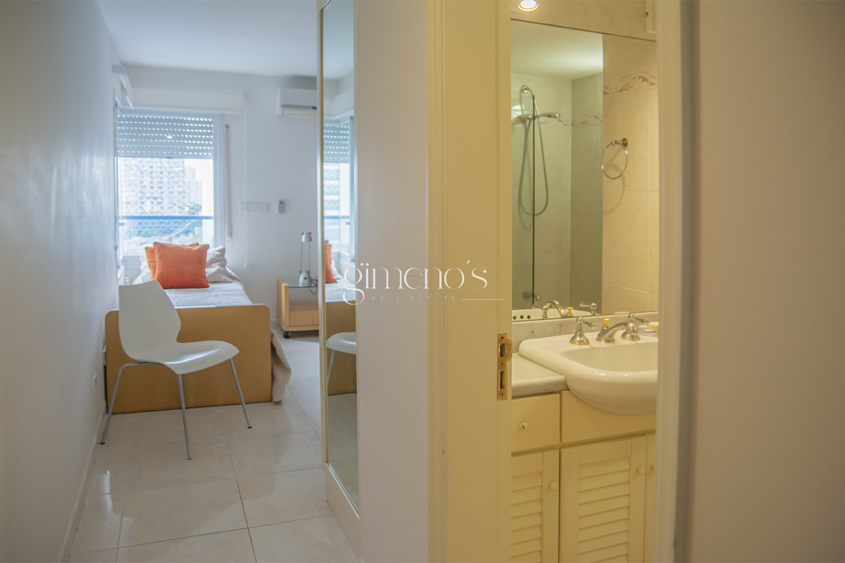 Apartamento ID.1260 - Apartamento de 3 dormitorios en Venta primeras paradas de Playa Mansa 