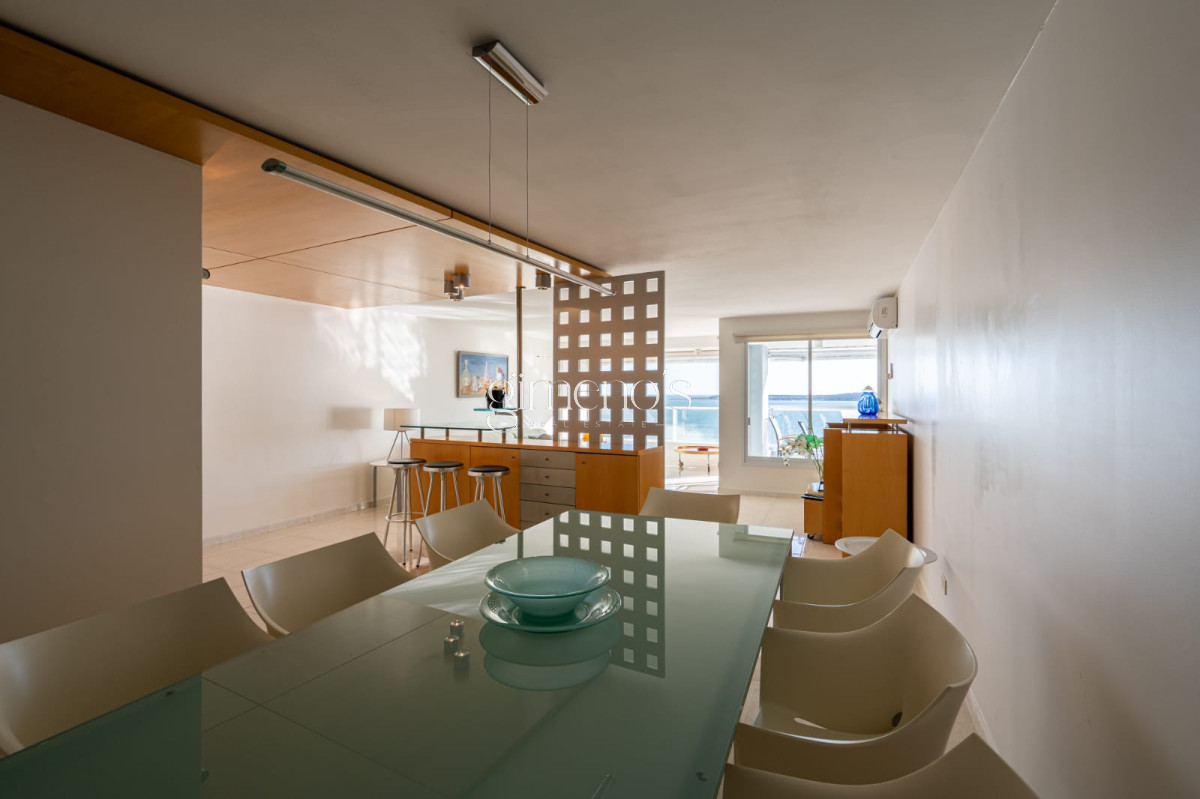 Apartamento ID.1260 - Apartamento de 3 dormitorios en Venta primeras paradas de Playa Mansa 