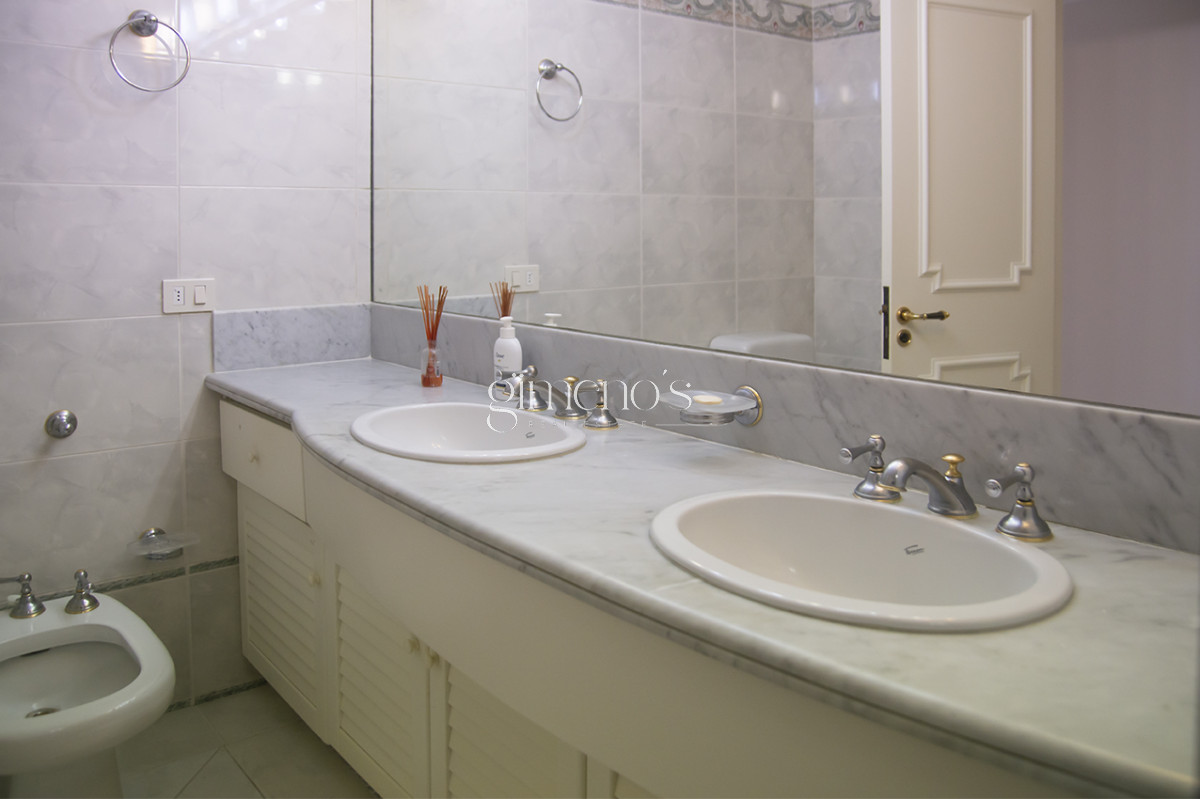 Apartamento ID.1260 - Apartamento de 3 dormitorios en Venta primeras paradas de Playa Mansa 