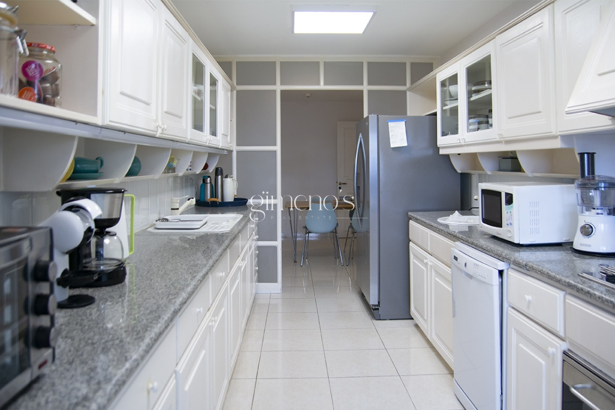 Apartamento ID.1260 - Apartamento de 3 dormitorios en Venta primeras paradas de Playa Mansa 