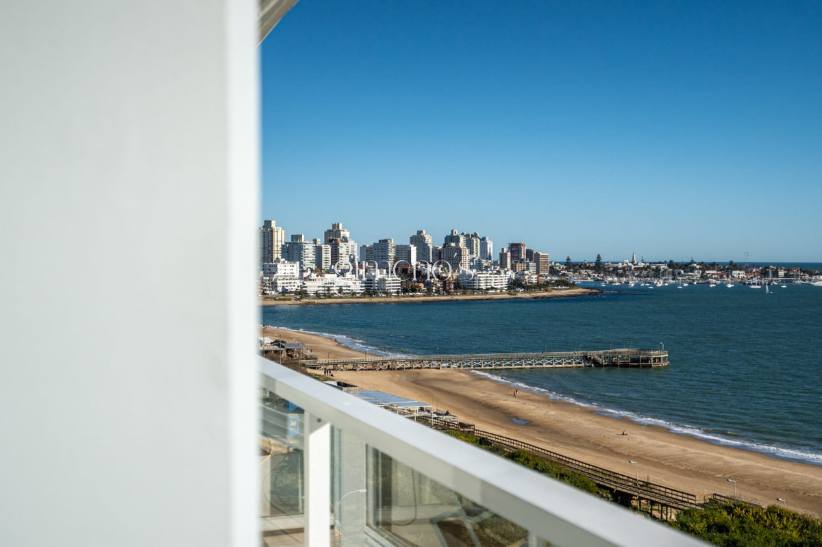 Apartamento ID.1260 - Apartamento de 3 dormitorios en Venta primeras paradas de Playa Mansa 