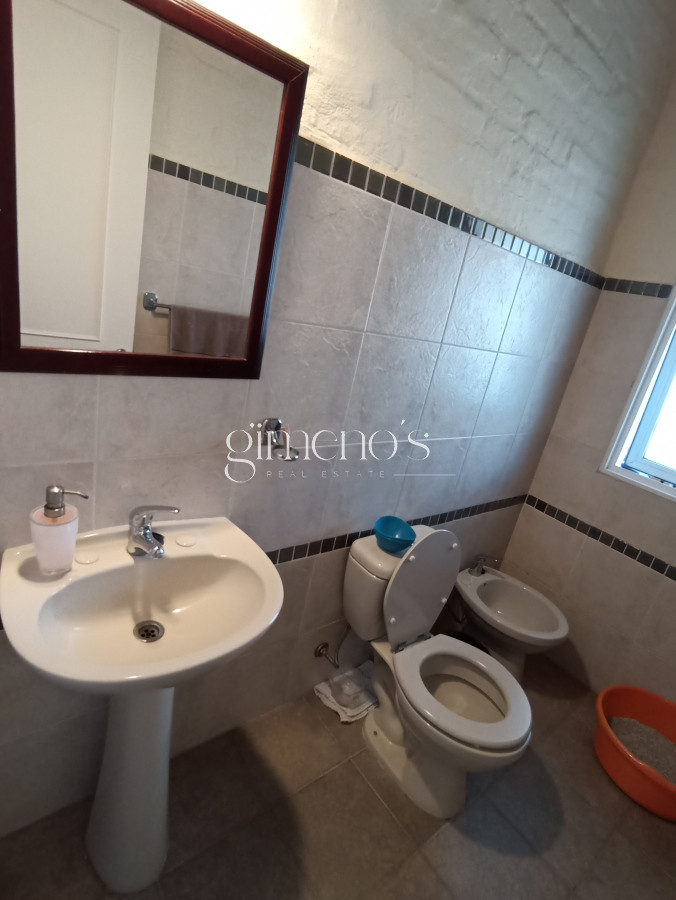 Casa ID.1360 - Casa en Venta de 3 dormitorios en Playa Mansa - Punta del Este