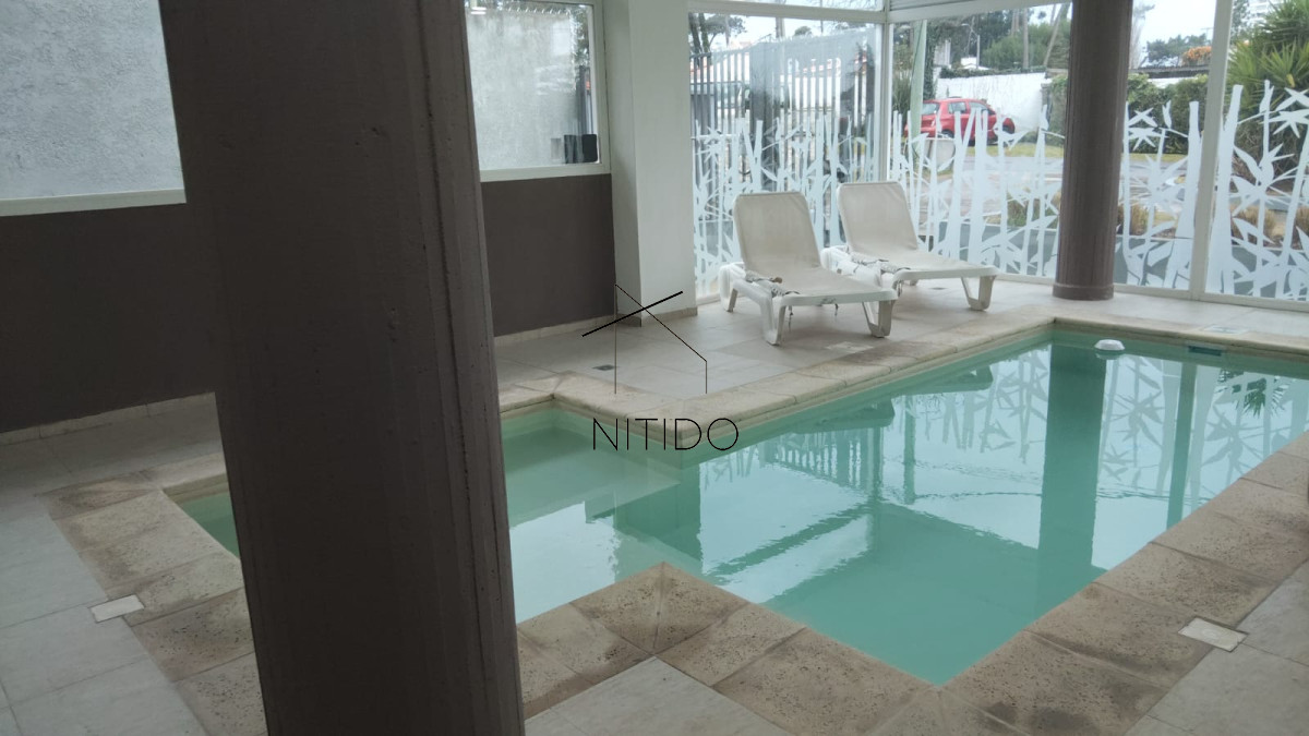 Apartamento ID.55 - Vende apartamento de 1 dormitorio Mansa, Punta del Este.
