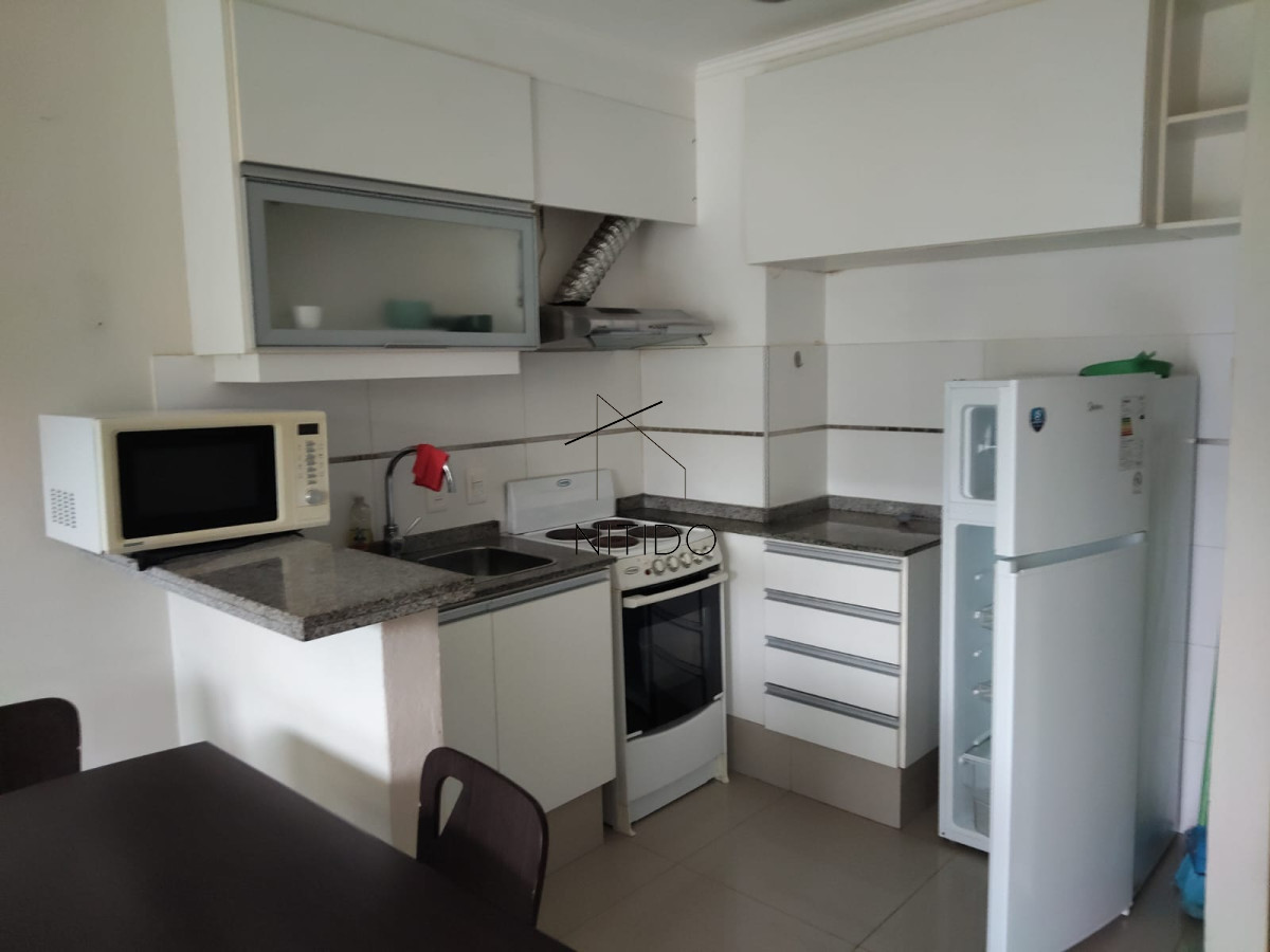 Apartamento ID.55 - Vende apartamento de 1 dormitorio Mansa, Punta del Este.