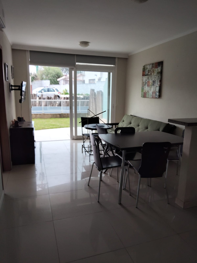 Apartamento ID.55 - Vende apartamento de 1 dormitorio Mansa, Punta del Este.