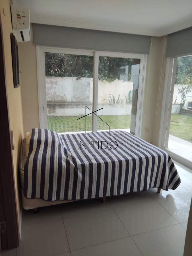 Apartamento ID.55 - Vende apartamento de 1 dormitorio Mansa, Punta del Este.