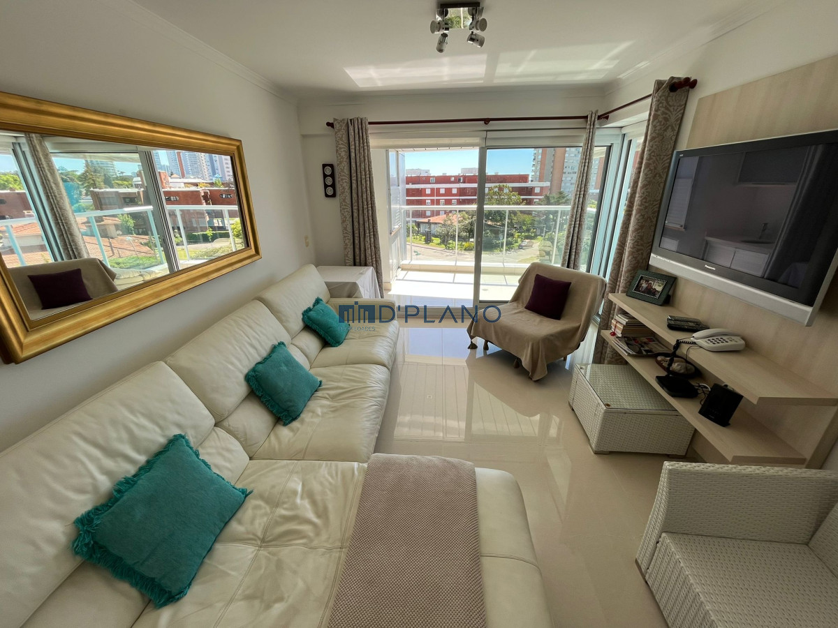 Apartamento ID.202 - 2 DORMITORIOS EN MIAMI BOULEVARD