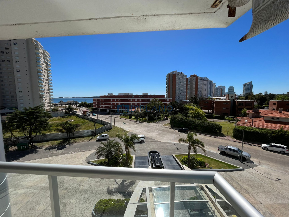 Apartamento ID.202 - 2 DORMITORIOS EN MIAMI BOULEVARD