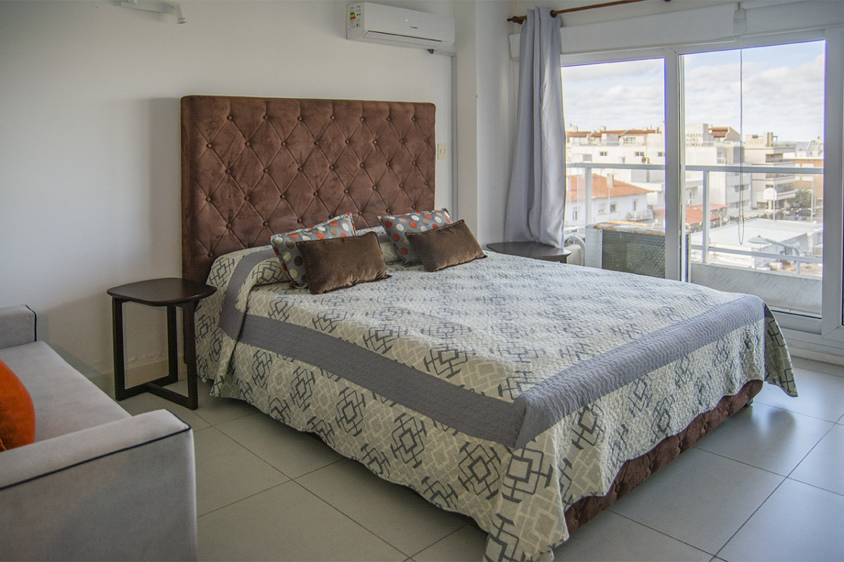 Apartamento ID.363 - Apartamento monoambiente en venta en LUX TOWER, Peninsula.