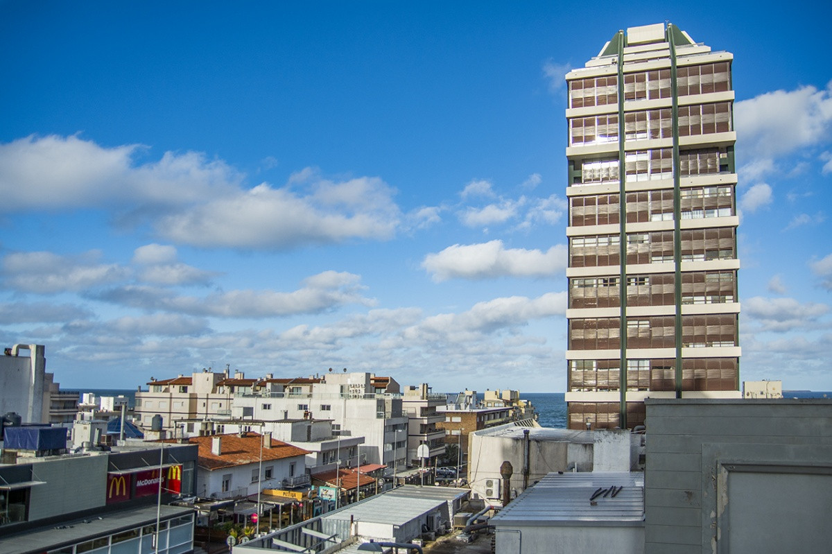 Apartamento ID.363 - Apartamento monoambiente en venta en LUX TOWER, Peninsula.