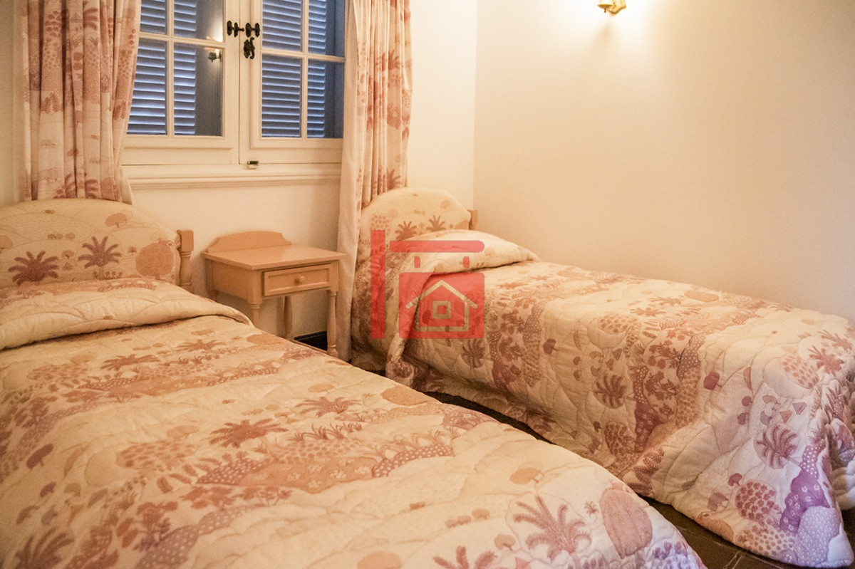 Casa ID.670 - Hermosísima casa en Golf, Punta del Este