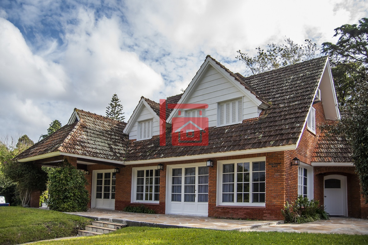 Casa ID.670 - Hermosísima casa en Golf, Punta del Este