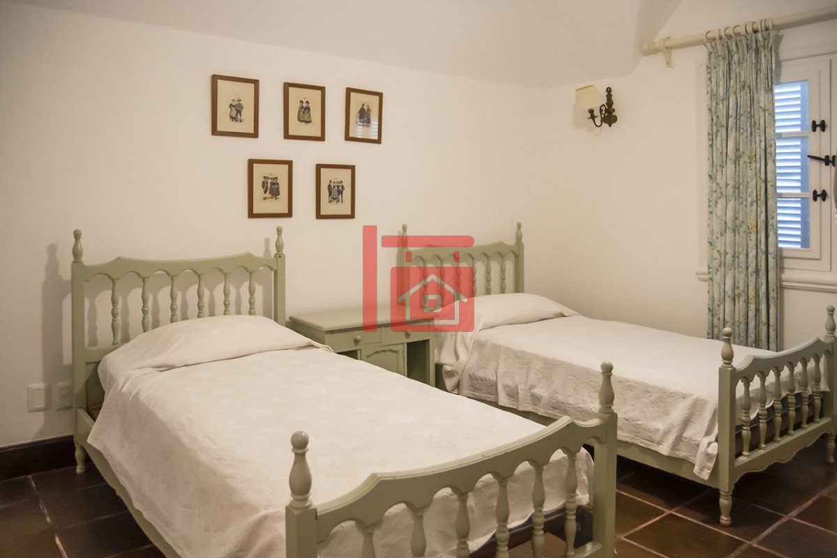 Casa ID.670 - Hermosísima casa en Golf, Punta del Este