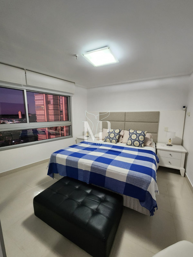 Apartamento ID.42 - MIAMI BOULEVARD, PUNTA DEL ESTE, PLAYA MANSA, DOS DORMITORIOS , PRIMERAS PARADAS 