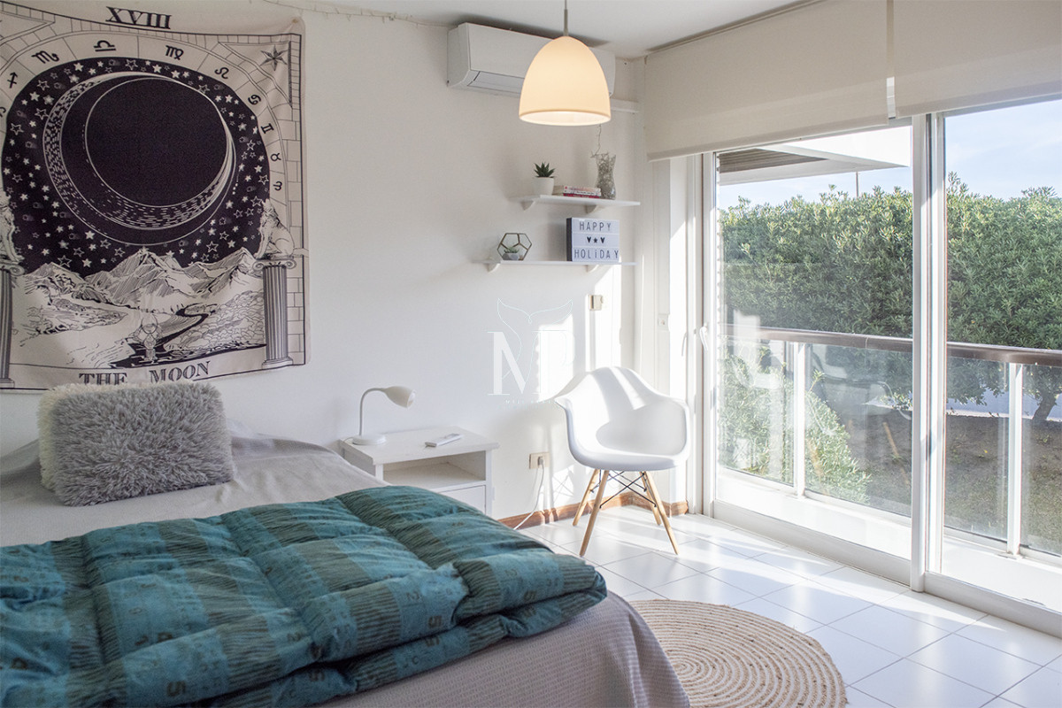 Apartamento ID.74 - Tu Refugio Frente al Mar en Brava - Punta del Este, Departamento de 4 dormitorios en venta