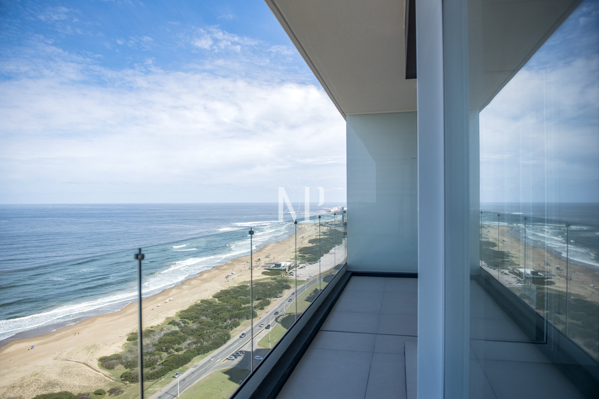 Apartamento ID.45 - Departamento frente al mar en venta, Piso alto. 3 dormitorios. Torre Le Parc,  Punta del Este