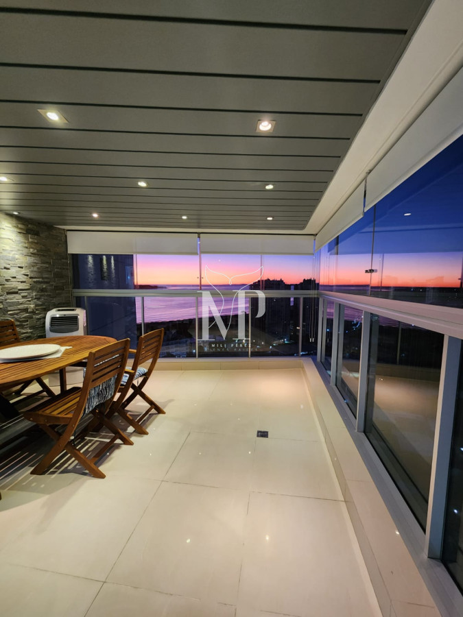 Apartamento ID.42 - MIAMI BOULEVARD, PUNTA DEL ESTE, PLAYA MANSA, DOS DORMITORIOS , PRIMERAS PARADAS 